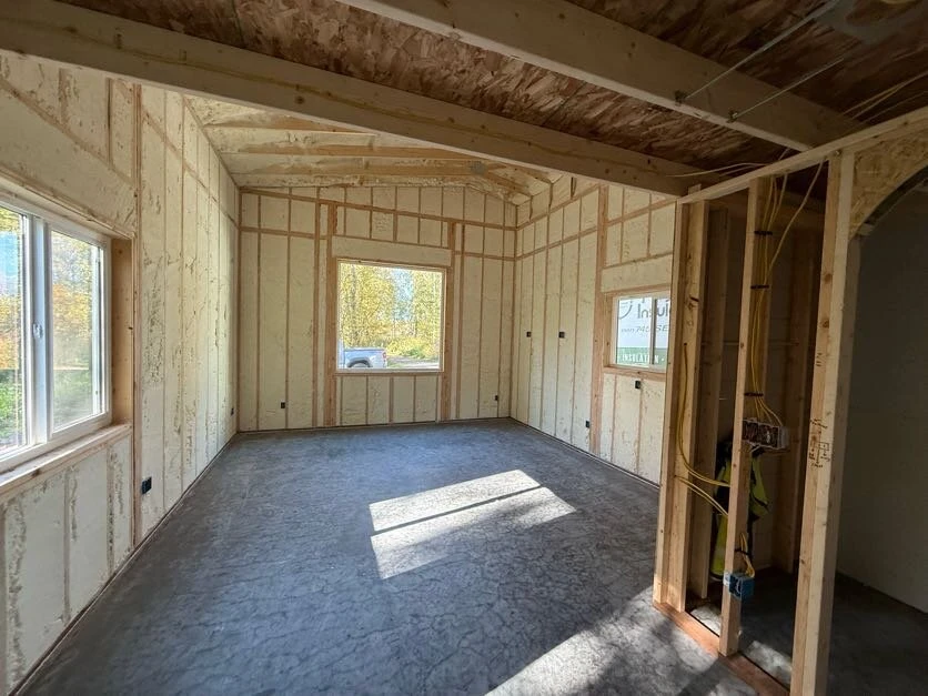 What Should Homeowners Consider Before Choosing Spray Foam What Should Homeowners Consider Before Choosing Spray Foam